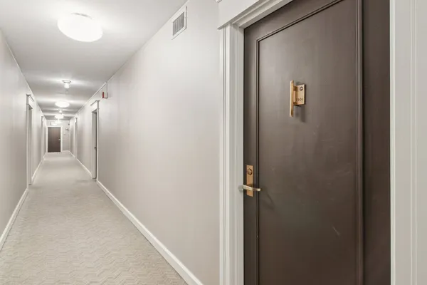 $165,000 | 777 North Michigan Avenue, Unit 2906, Chicago, IL 60611