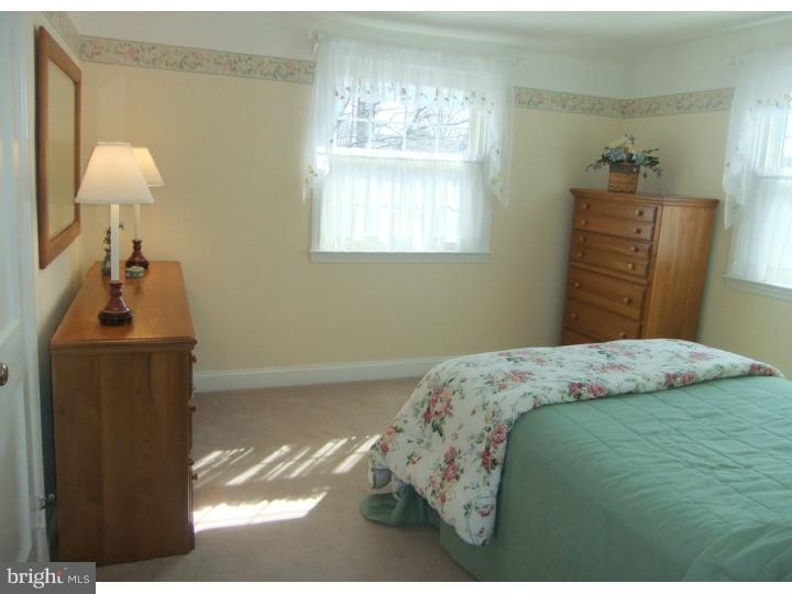 554 Evans Road Springfield, PA 19064 - Photo 15 of 24 Bedroom 2