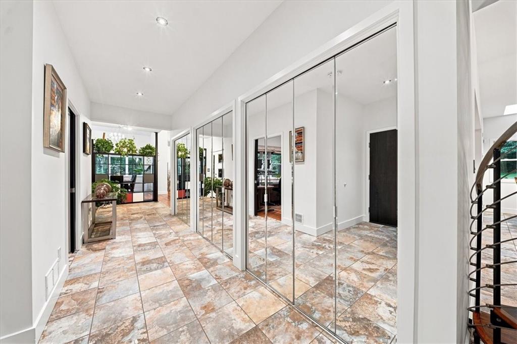 236 Hespenheide Road Mars, PA 16046 - Photo 6 of 47 Gallery Image 6