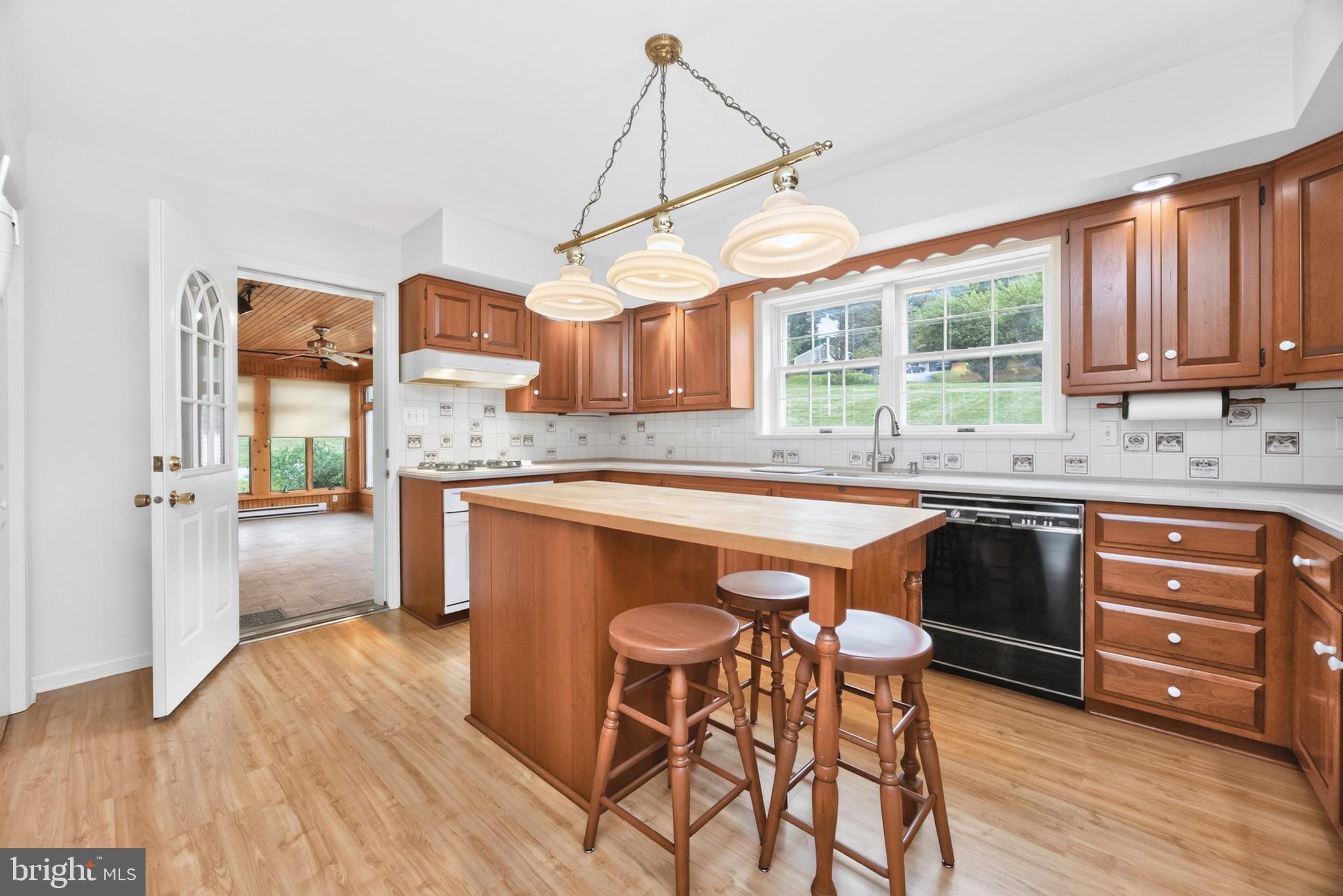 810 Dowlin Forge Road Downingtown, PA 19335 - Photo 7 of 45 Gallery Image 7