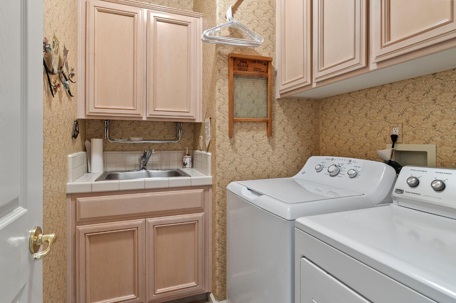 1663 Alex Way Turlock, CA 95382 - Photo 28 of 37