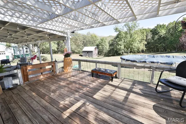 $324,900 | 400 Washboard Trail, Hillsboro, IL 62049