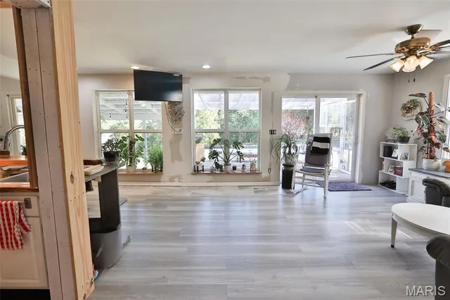 $324,900 | 400 Washboard Trail, Hillsboro, IL 62049