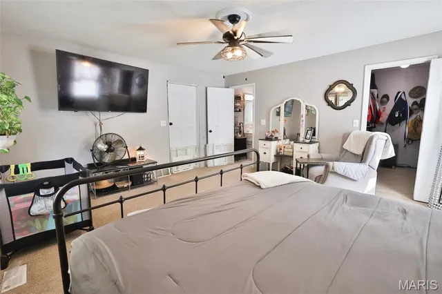 $324,900 | 400 Washboard Trail, Hillsboro, IL 62049