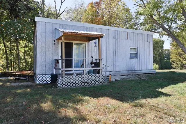 $324,900 | 400 Washboard Trail, Hillsboro, IL 62049