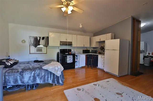 $324,900 | 400 Washboard Trail, Hillsboro, IL 62049