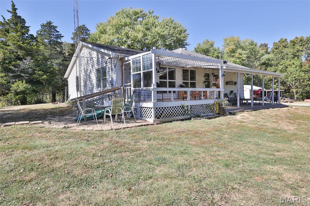 400 Washboard Trail Hillsboro, IL 62049 - Photo 8 of 55