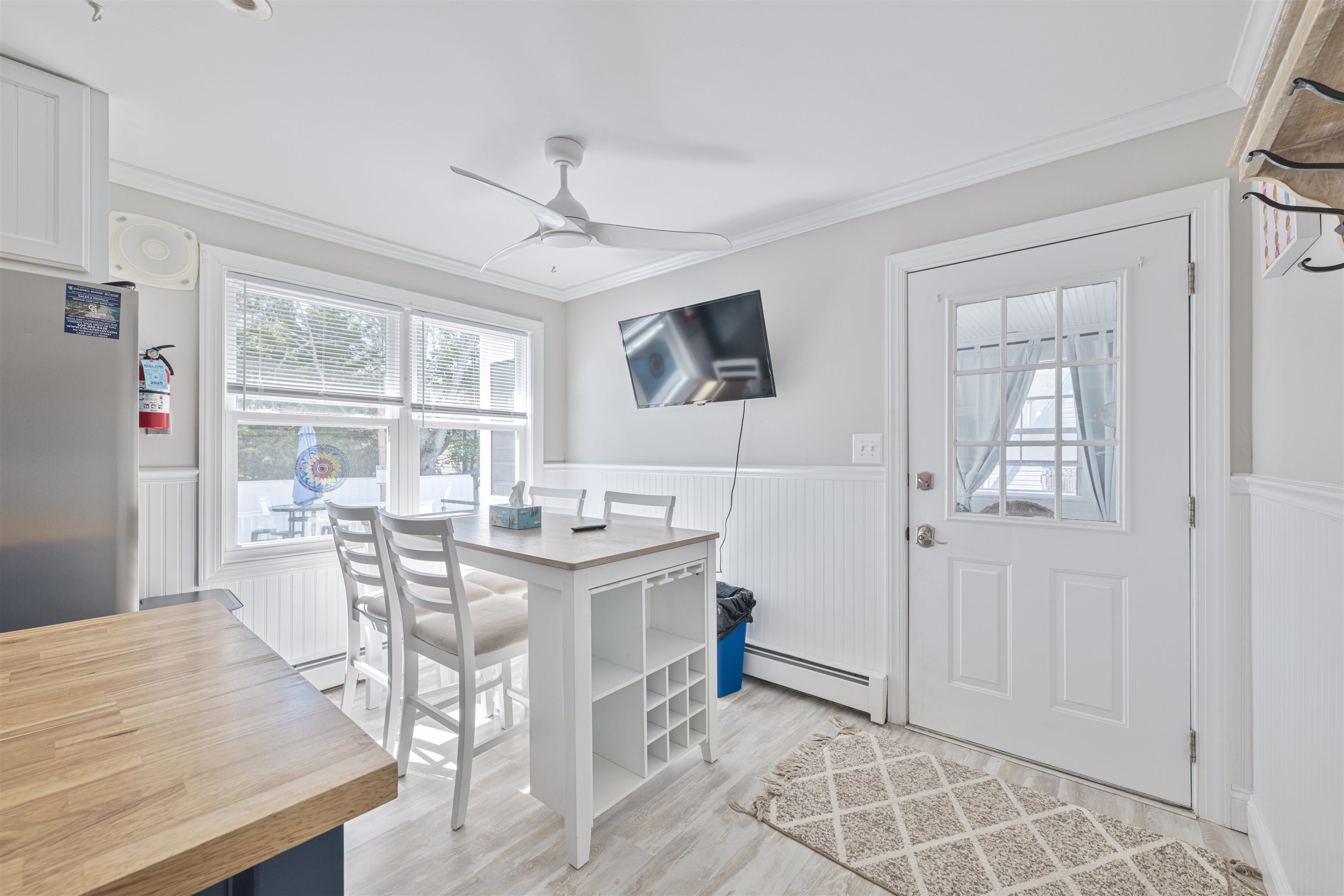 18 Pinewood Road Cape May, NJ 08204 - Photo 19 of 50 a view of a dining room with furniture