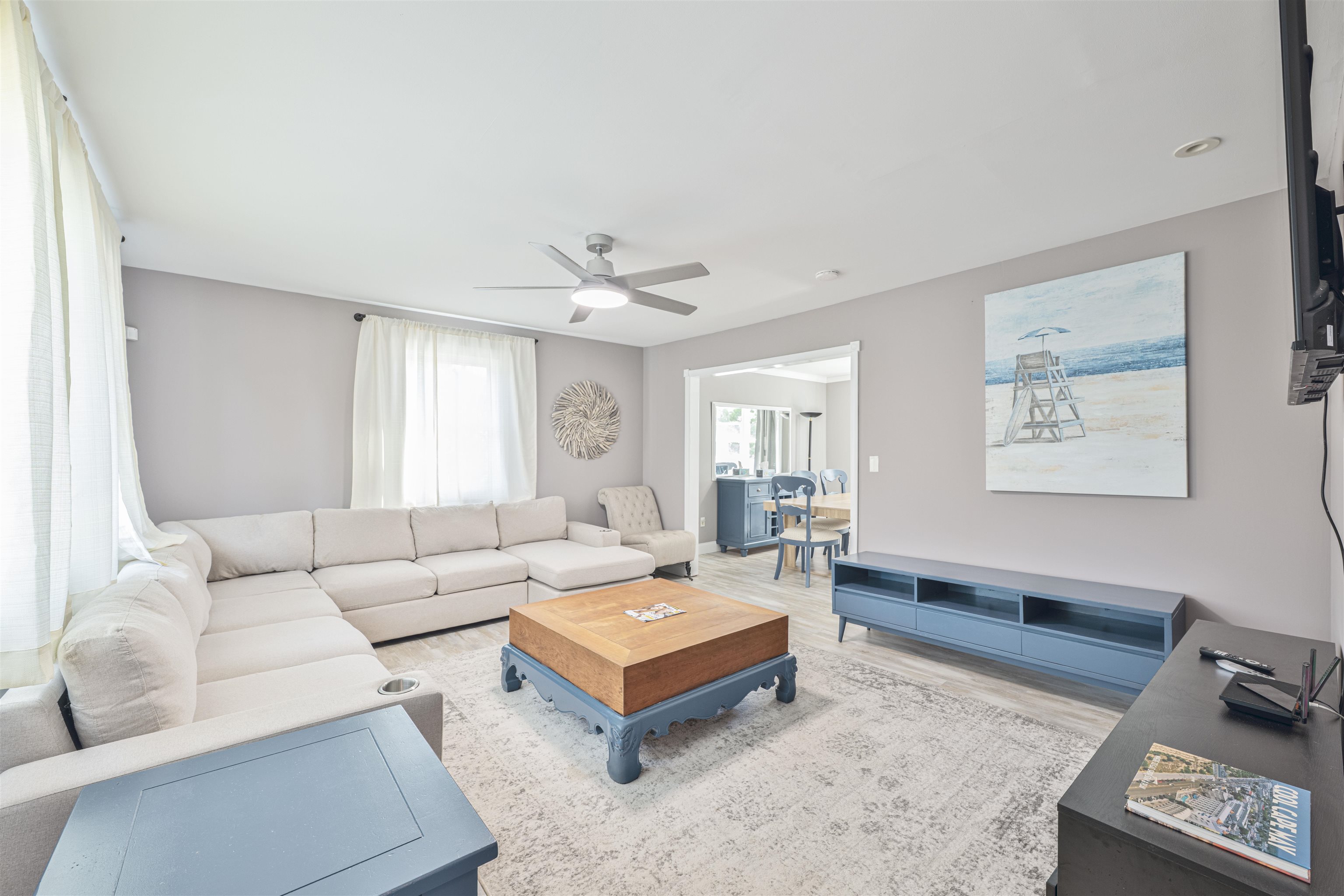 18 Pinewood Road Cape May, NJ 08204 - Photo 8 of 50 a living room with furniture and a rug