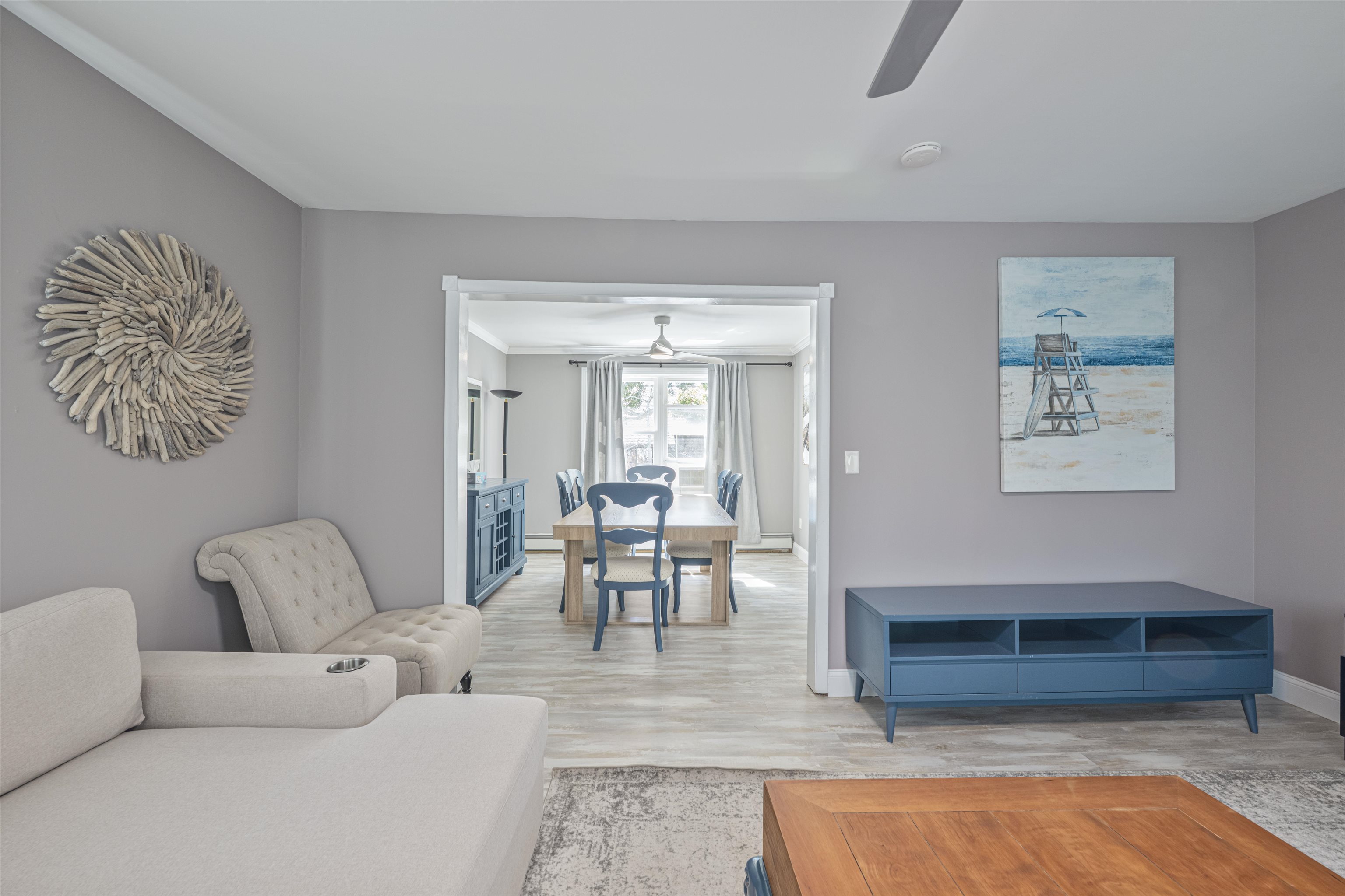 18 Pinewood Road Cape May, NJ 08204 - Photo 10 of 50 a living room with furniture and a couch