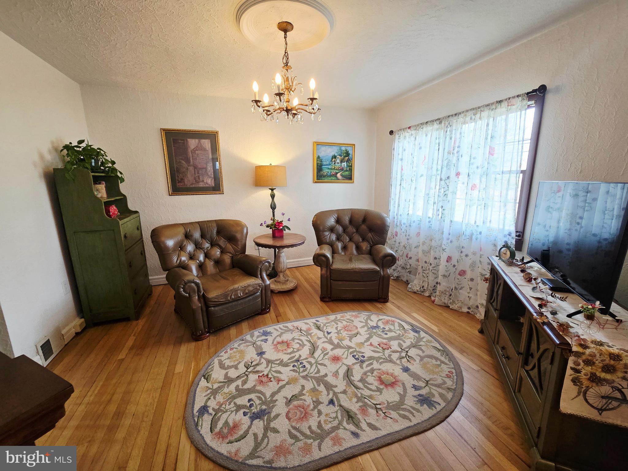 303 Crescent Road Beckley, WV 25801 - Photo 11 of 43