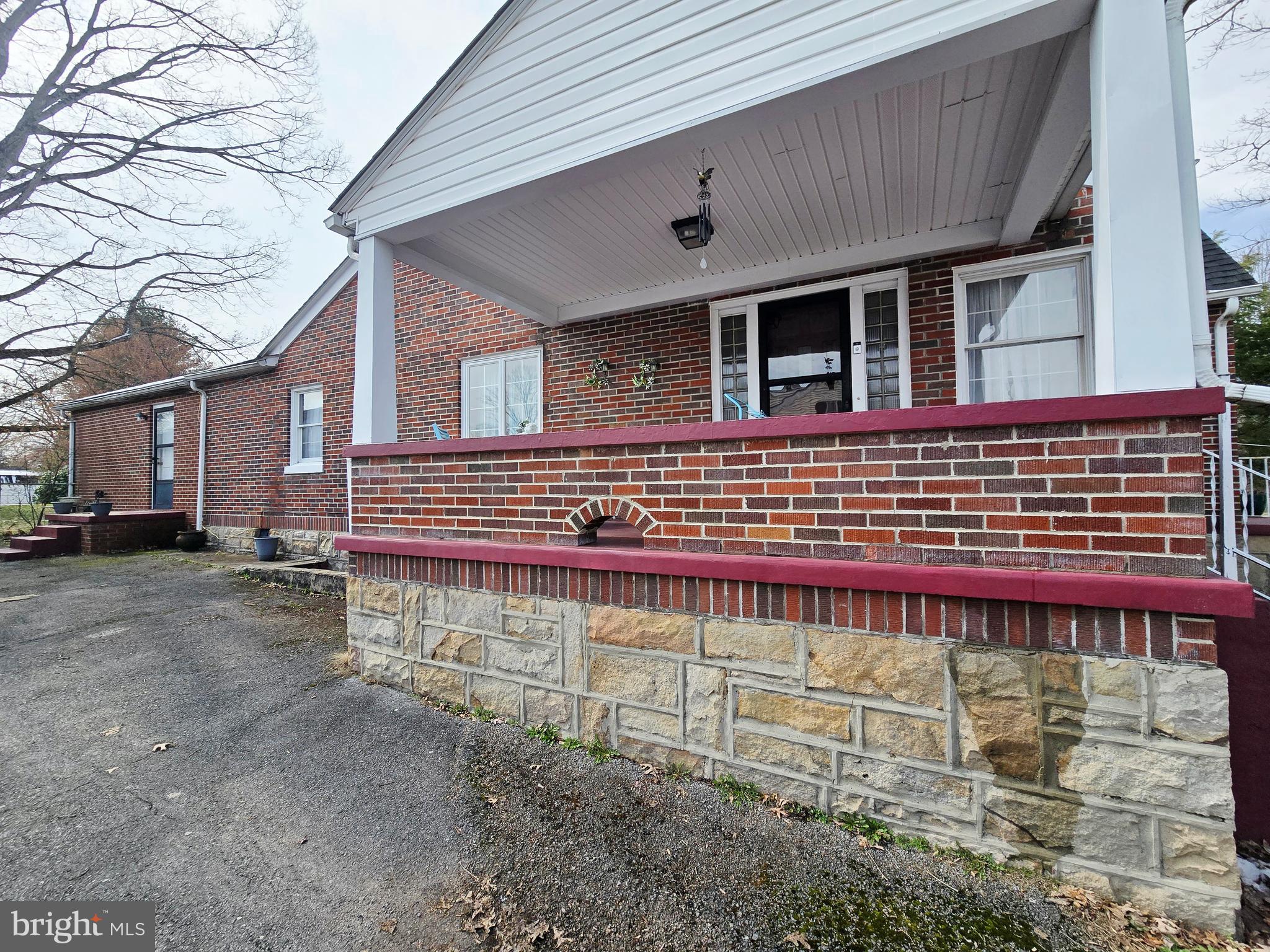 303 Crescent Road Beckley, WV 25801 - Photo 37 of 43