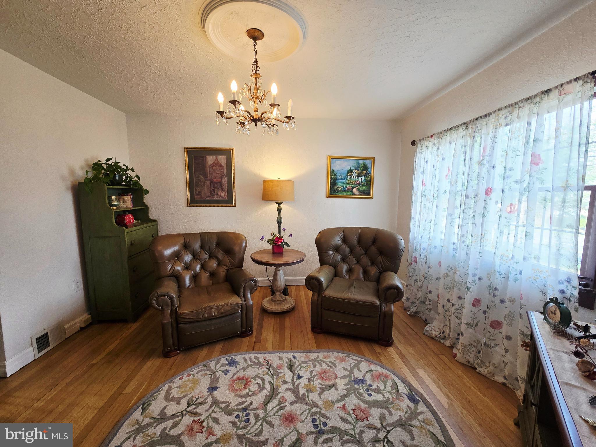303 Crescent Road Beckley, WV 25801 - Photo 10 of 43