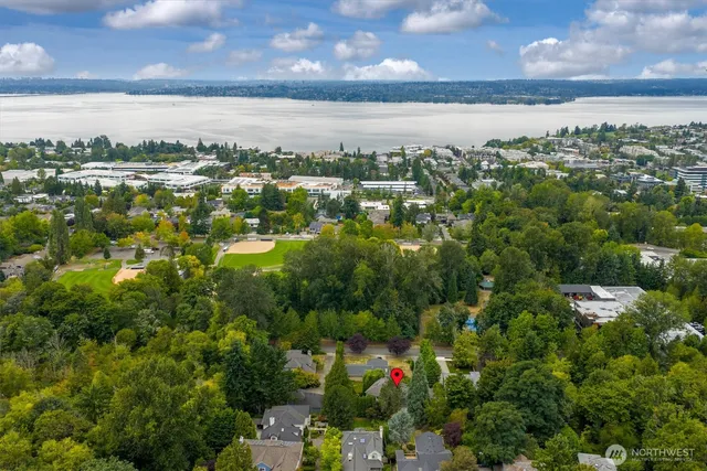 $2,368,000 | 414 10th Street South, Kirkland, WA 98033