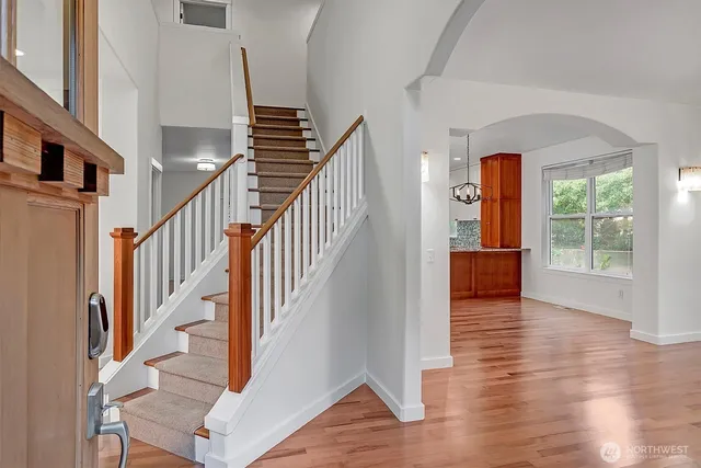 $2,368,000 | 414 10th Street South, Kirkland, WA 98033