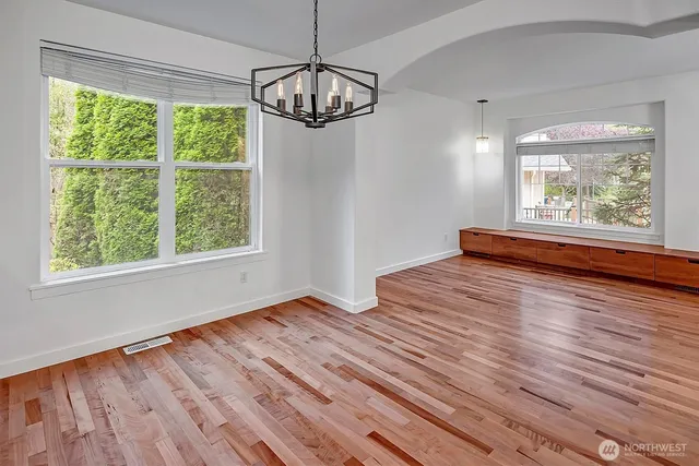 $2,368,000 | 414 10th Street South, Kirkland, WA 98033