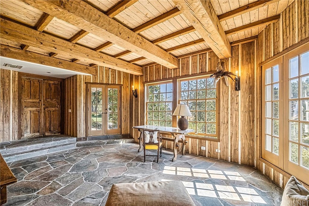 5537 Round Meadow Road Hidden Hills, CA 91302 - Photo 12 of 43