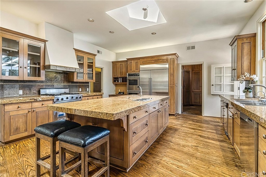 5537 Round Meadow Road Hidden Hills, CA 91302 - Photo 14 of 43