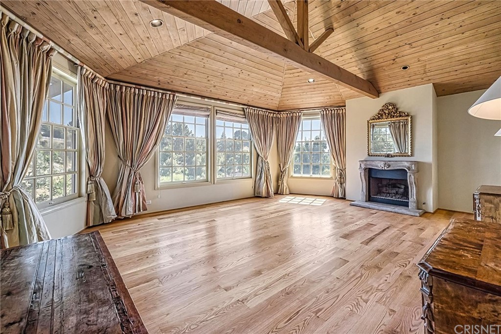 5537 Round Meadow Road Hidden Hills, CA 91302 - Photo 20 of 43