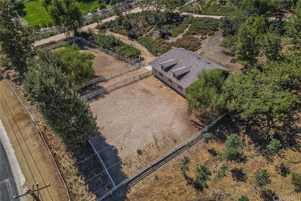 5537 Round Meadow Road Hidden Hills, CA 91302 - Photo 3 of 43