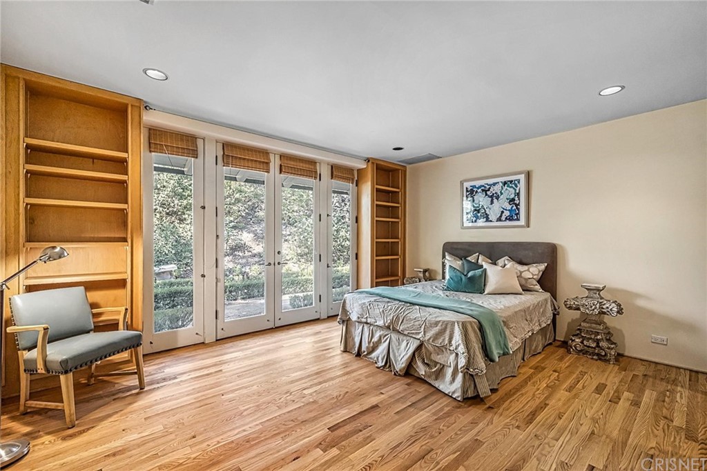 5537 Round Meadow Road Hidden Hills, CA 91302 - Photo 28 of 43