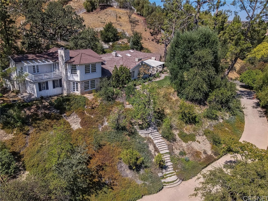 5537 Round Meadow Road Hidden Hills, CA 91302 - Photo 42 of 43