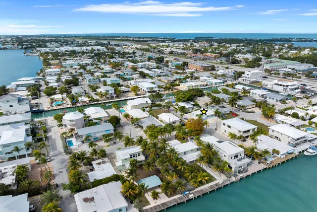 $699,000 | 487 116th Street Ocean, Marathon, FL 33050