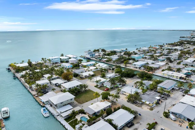 $699,000 | 487 116th Street Ocean, Marathon, FL 33050