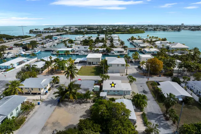 $699,000 | 487 116th Street Ocean, Marathon, FL 33050