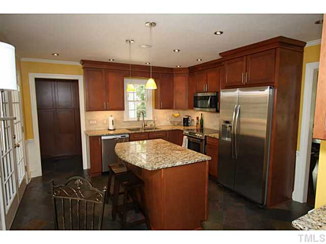 3112 Rutledge Court Raleigh, NC 27613 - Photo 9 of 20 Kitchen