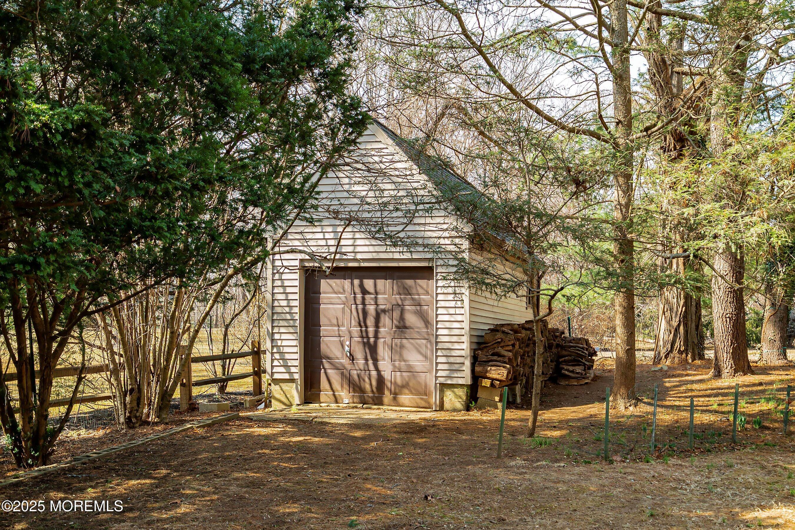 14 Fair Haven Road Rumson, NJ 07760 - Photo 47 of 51 a front view of a house with garden