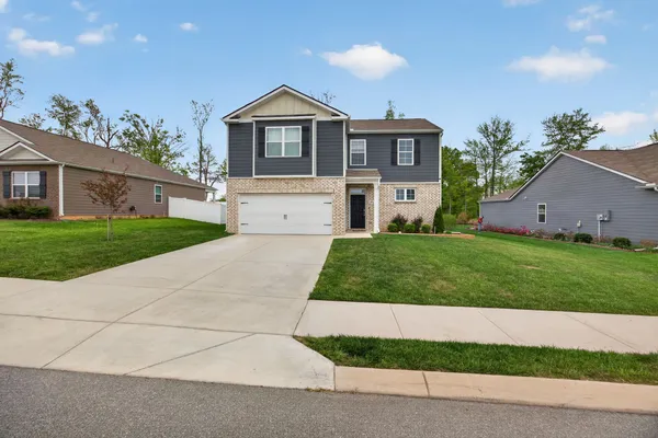 $359,900 | 235 Harris Lane, Baxter, TN 38544