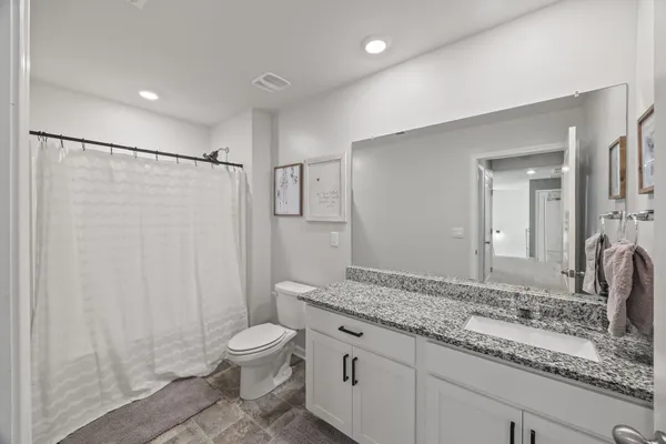 $359,900 | 235 Harris Lane, Baxter, TN 38544
