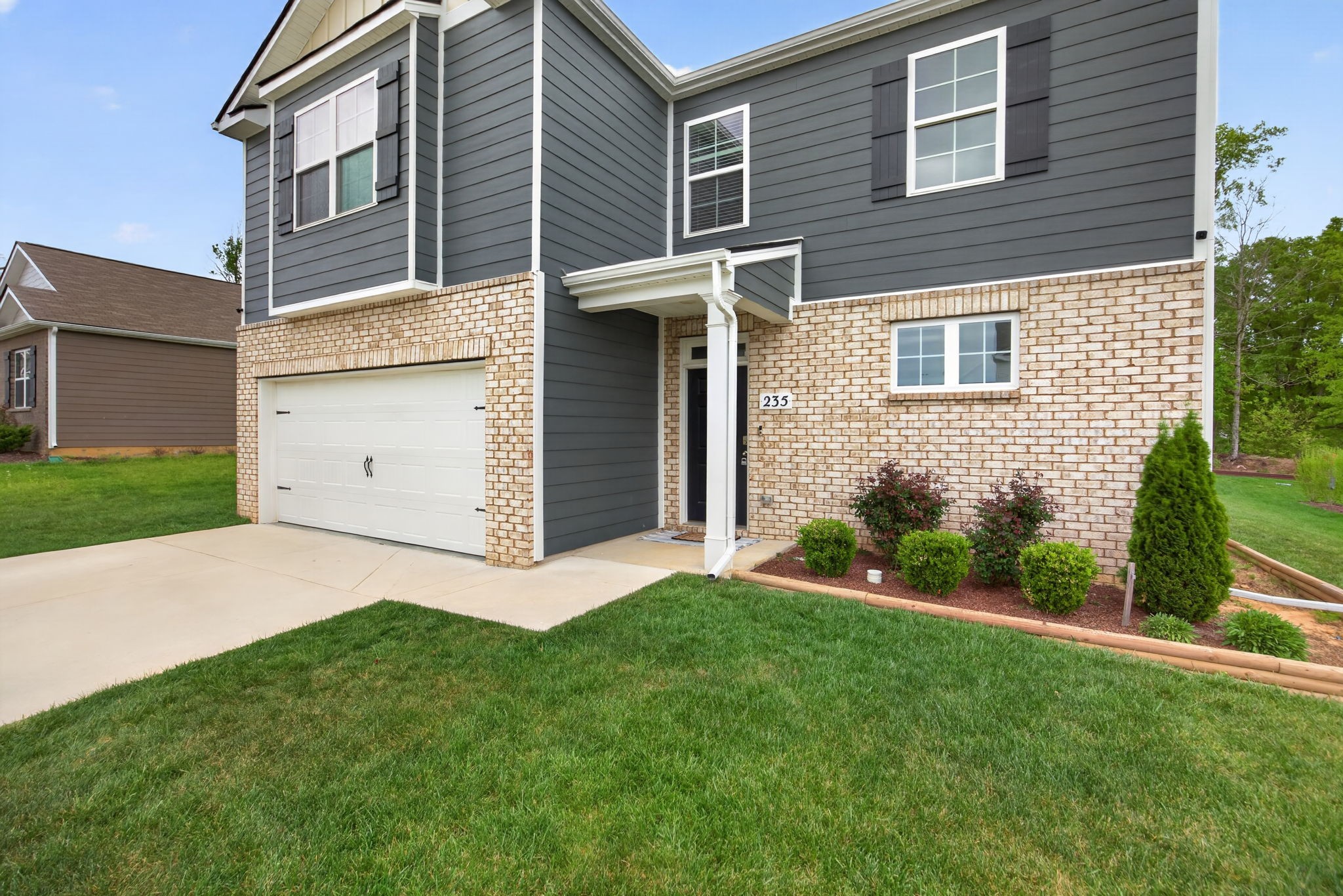 235 Harris Lane Baxter, TN 38544 - Photo 3 of 37