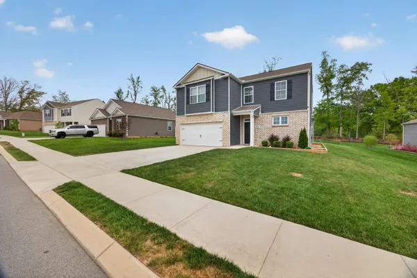 $359,900 | 235 Harris Lane, Baxter, TN 38544