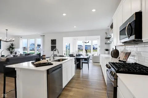 $569,995 | 19974 Timbers Parkway, Noblesville, IN 46062