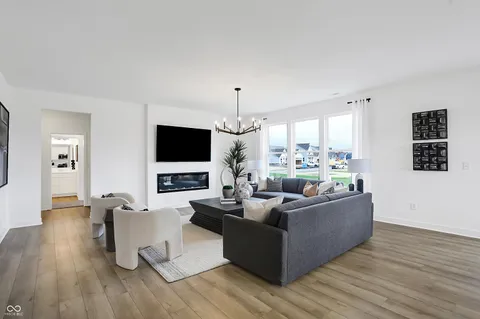 $569,995 | 19974 Timbers Parkway, Noblesville, IN 46062