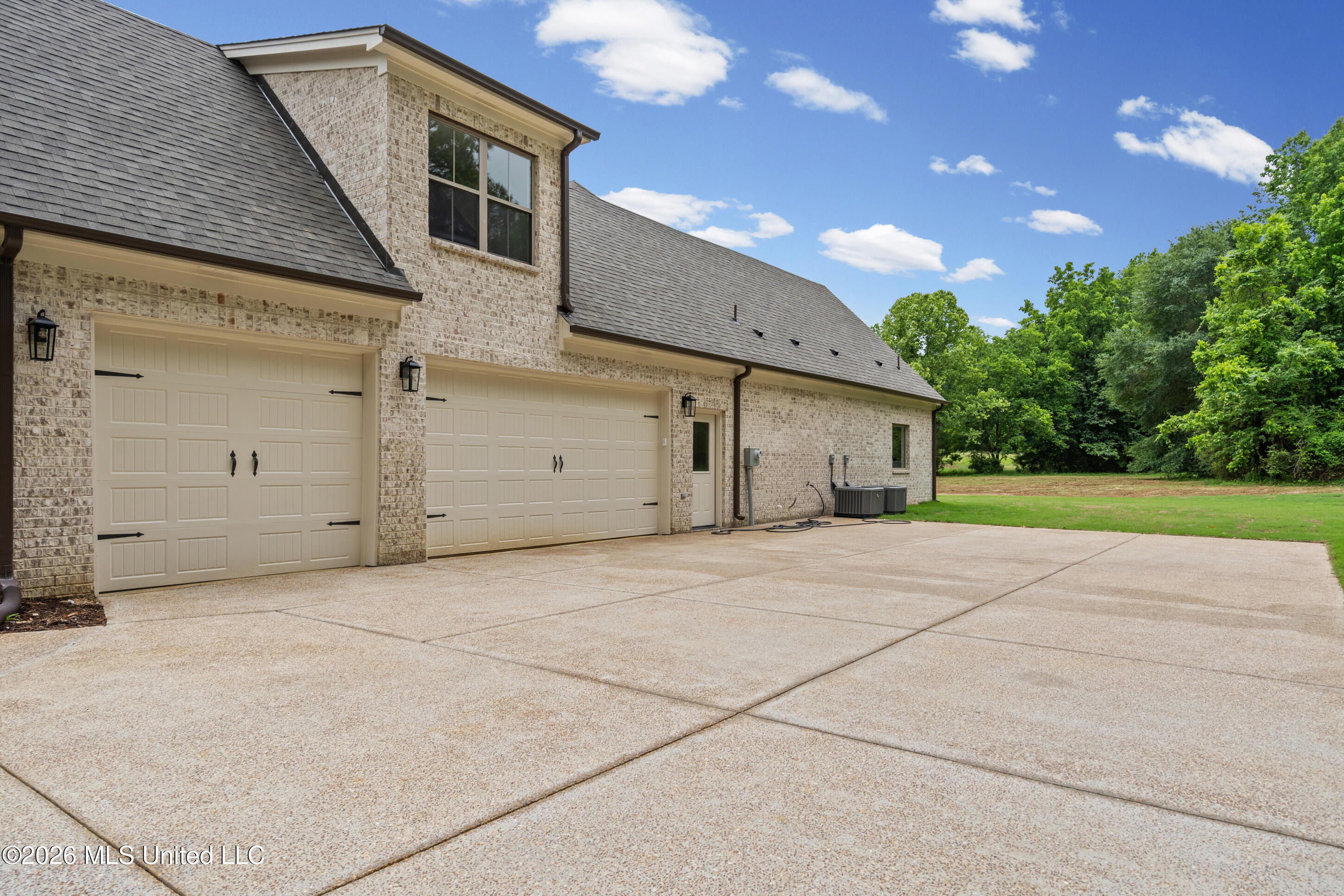 12331 Ingrams Mill Road Byhalia, MS 38611 - Photo 3 of 38 4__dsc3795_print