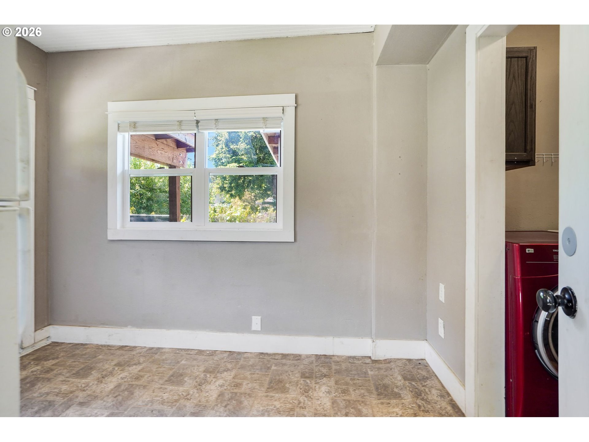 318 Koons Street Silverton, OR 97381 - Photo 15 of 48 Mud Room