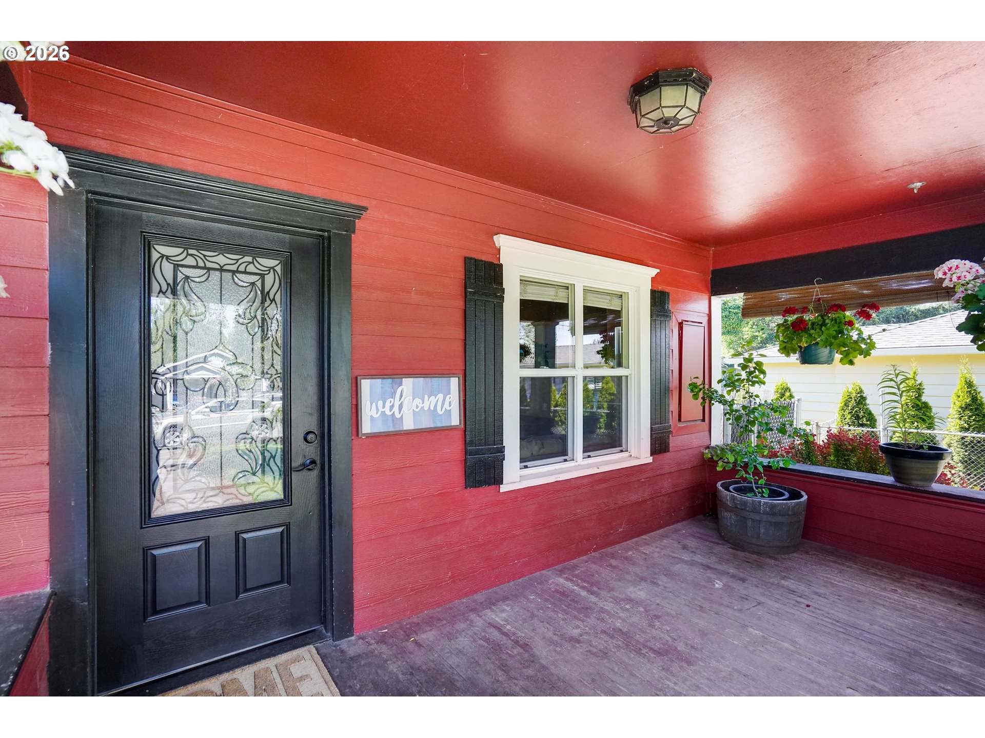 318 Koons Street Silverton, OR 97381 - Photo 2 of 48