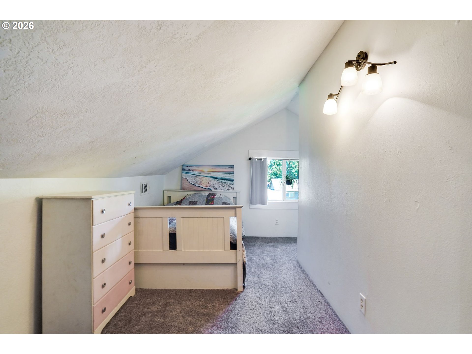 318 Koons Street Silverton, OR 97381 - Photo 32 of 48 Bedroom