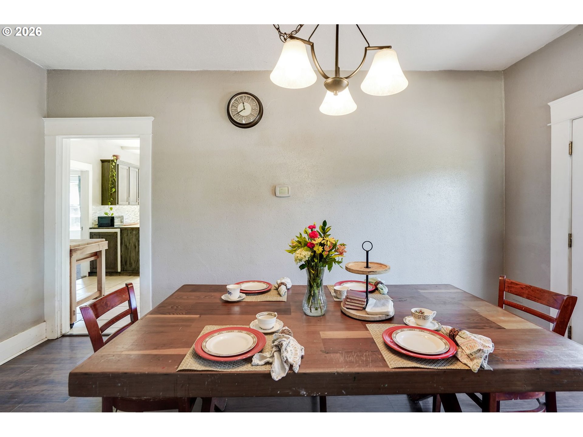 318 Koons Street Silverton, OR 97381 - Photo 9 of 48