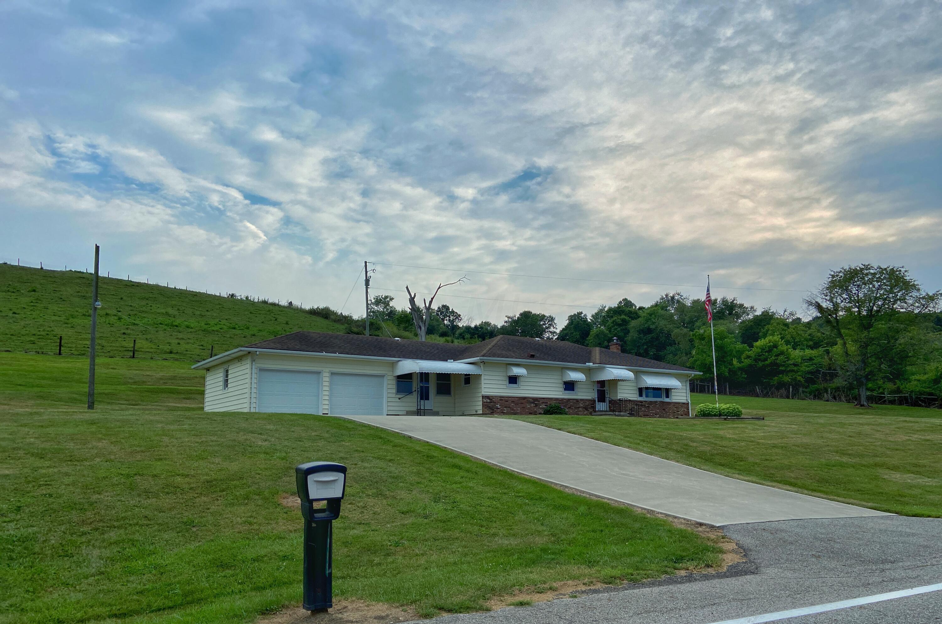 9045 Webb Summit Road Southeast Bremen, OH 43107 - Photo 2 of 55 FA997758-30AA-4647-BC0C-A7C3ACCA3573