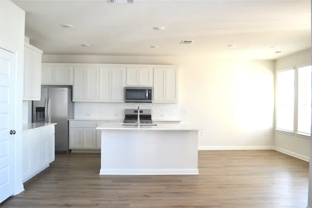 $2,500 | 8205 Springsteen Drive, Unit 308, Austin, TX 78744