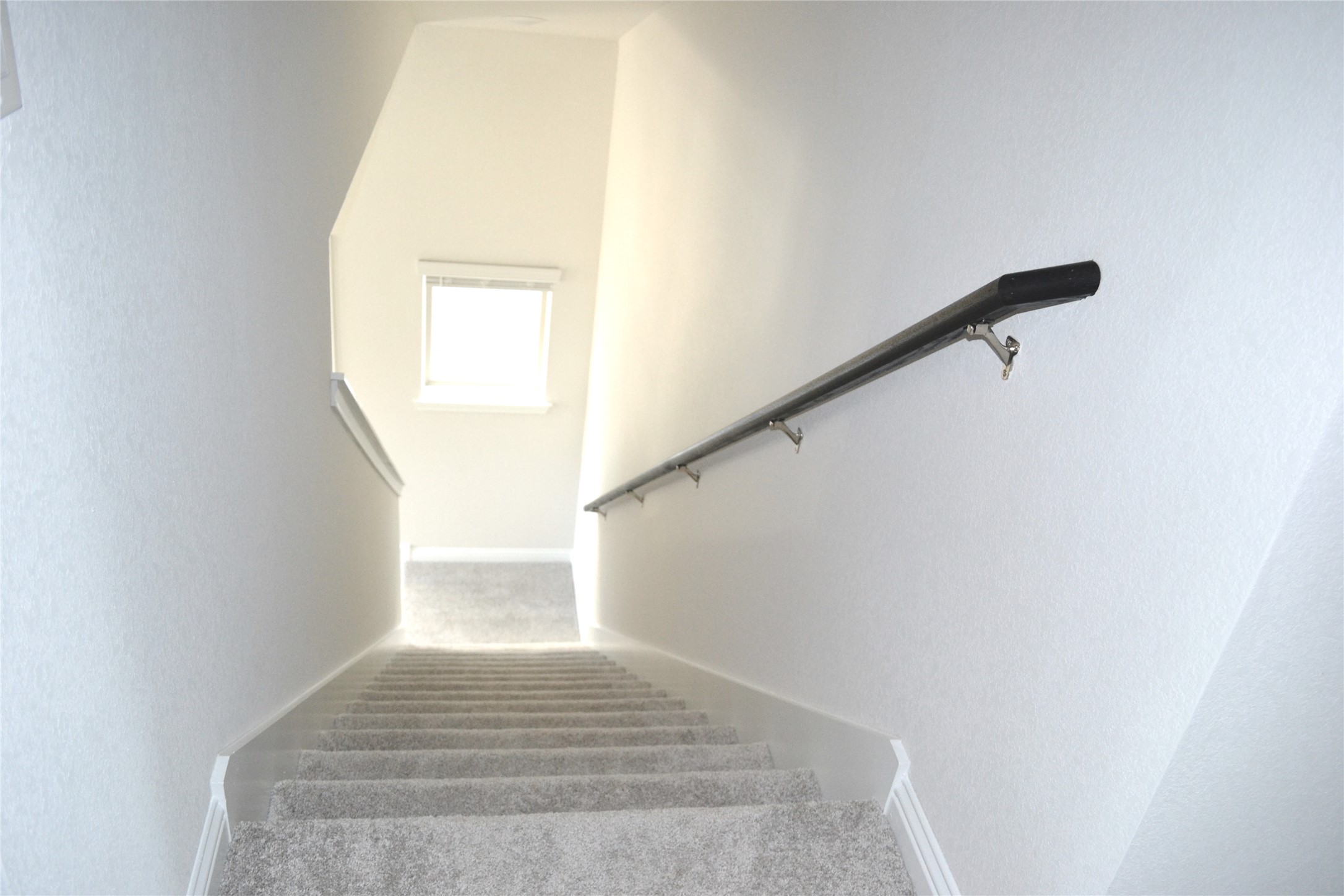 8205 Springsteen Drive, Unit 308 Austin, TX 78744 - Photo 17 of 34