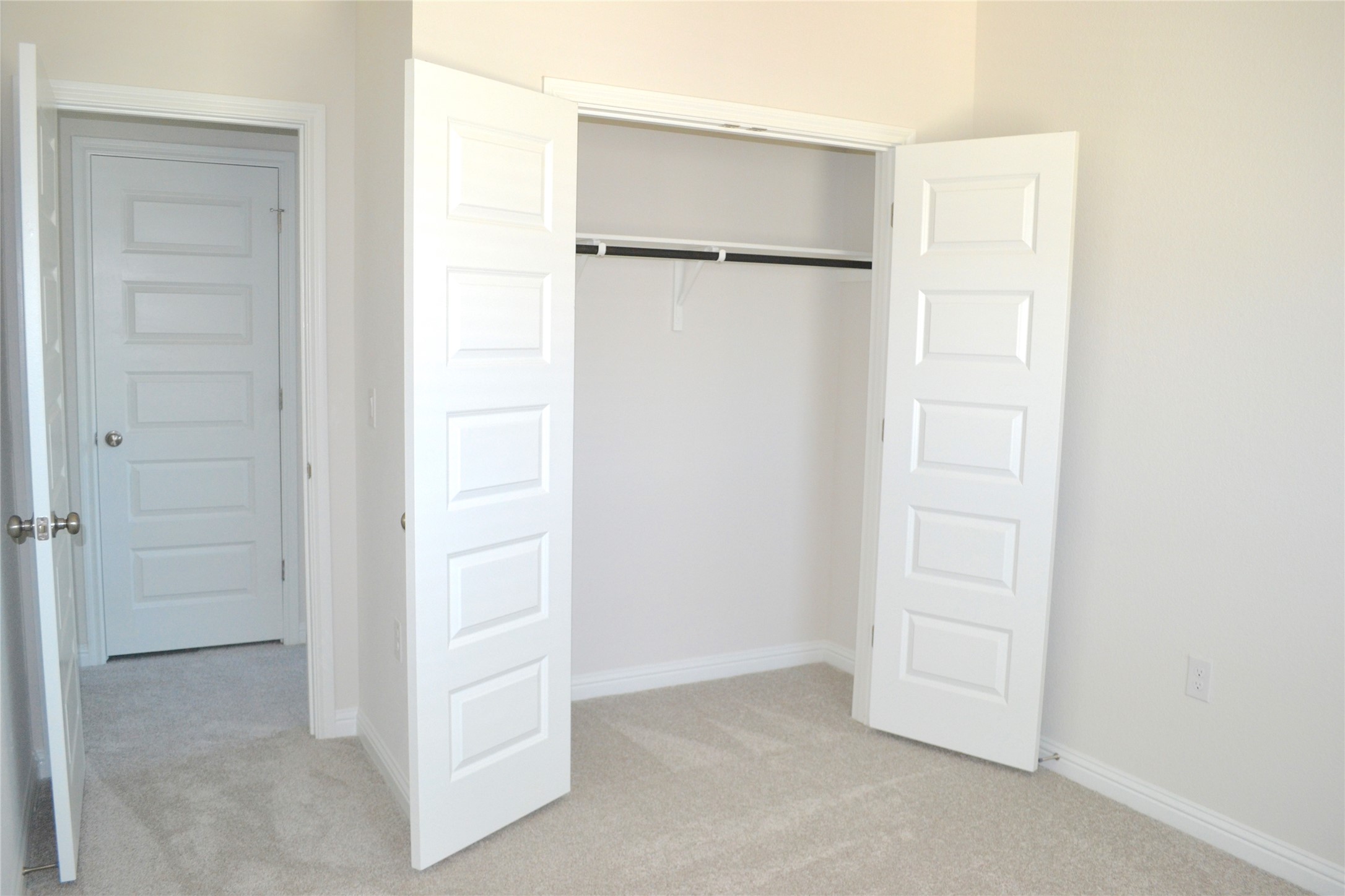 8205 Springsteen Drive, Unit 308 Austin, TX 78744 - Photo 24 of 34