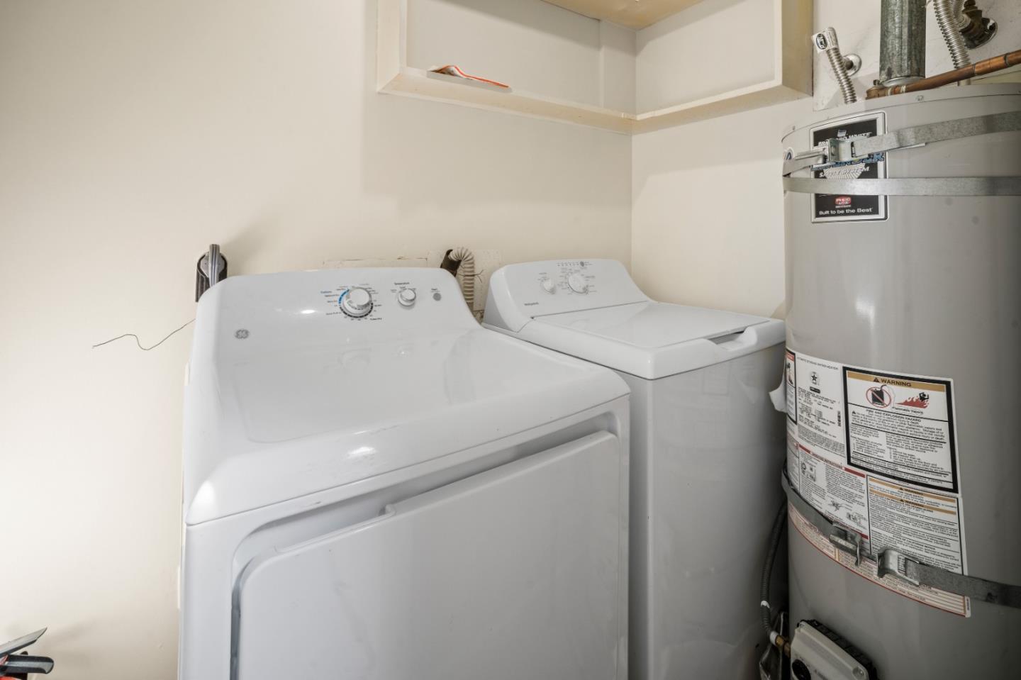 926 Roosevelt Street Monterey, CA 93940 - Photo 20 of 37