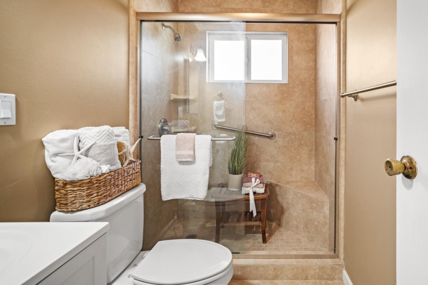 926 Roosevelt Street Monterey, CA 93940 - Photo 24 of 37