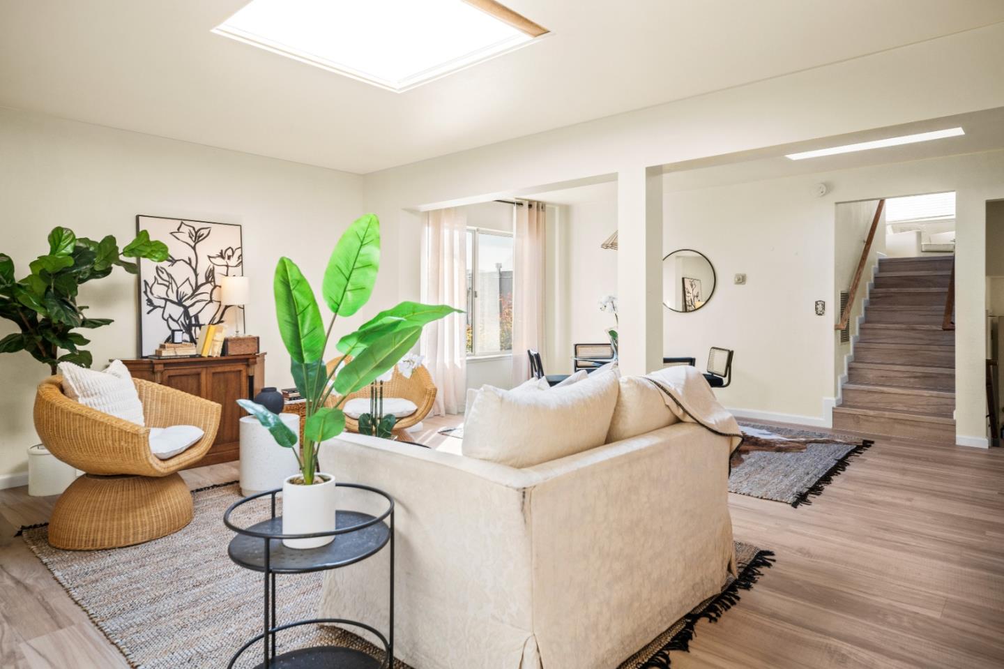 926 Roosevelt Street Monterey, CA 93940 - Photo 5 of 37