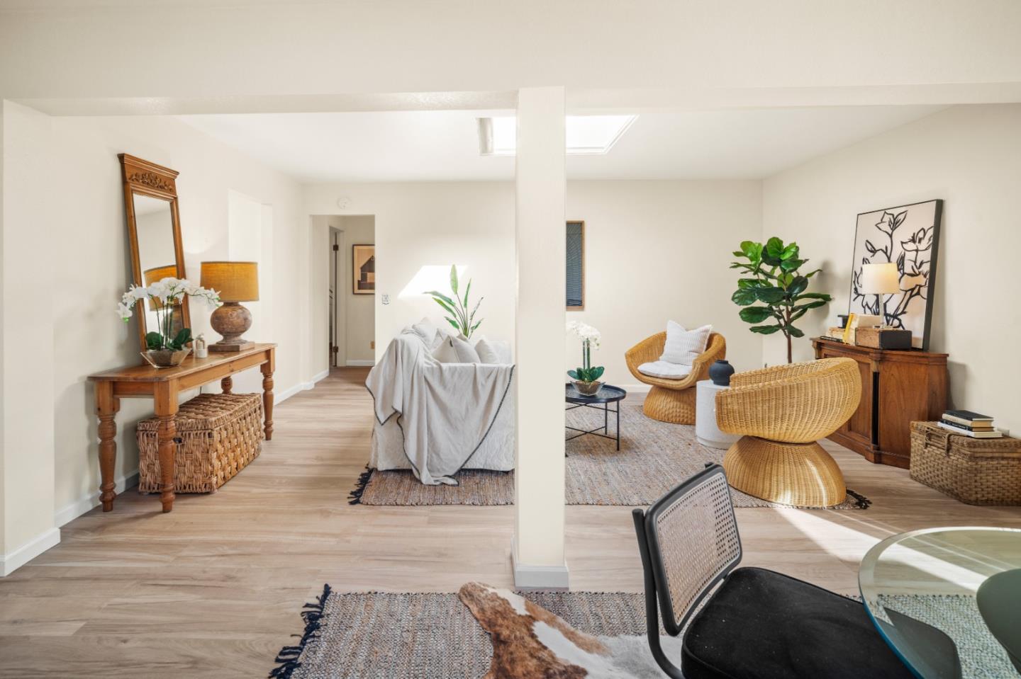 926 Roosevelt Street Monterey, CA 93940 - Photo 9 of 37